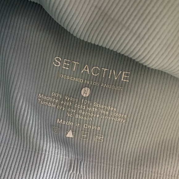 SET ACTIVE SET LEGGINGS AND TOP
Light Blue Ribbed - Picture 7 of 7